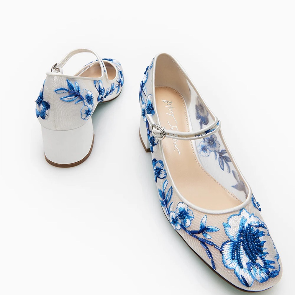 BETSY JOHNSON• EZRA BLUE FLORAL
